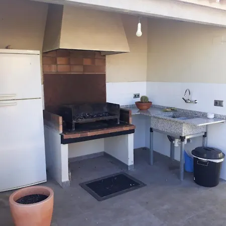 Casa Del Pueblo * Montichelvo